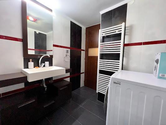 Central Apartment In Quiet Neighborhood Near Sandy Beach Chania  Luaran gambar