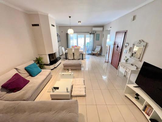 Central Apartment In Quiet Neighborhood Near Sandy Beach Chania  Luaran gambar
